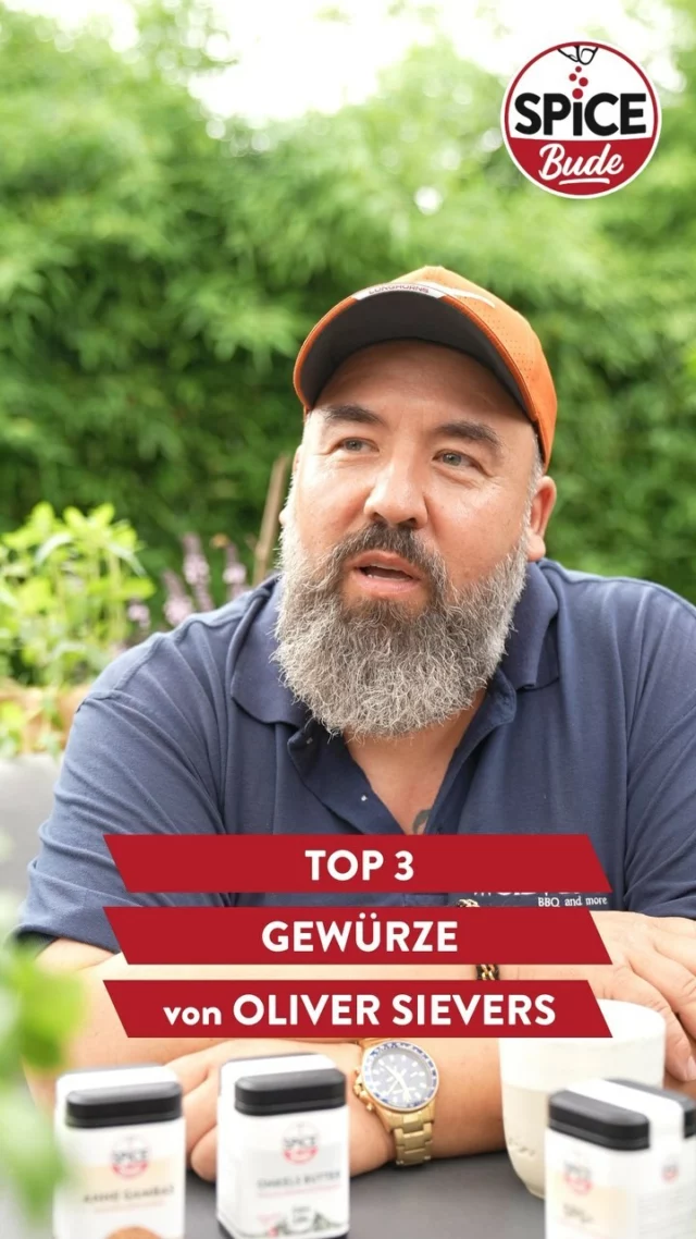 🎉 Nächste Runde unserer “Spicebude Top 3”-Serie! 🚀

Heute präsentiert @oliver_sievers seine Top 3 Gewürze. 🌿 Entdeckt, welche Aromen bei einem wahren Profi nie fehlen dürfen und holt euch Inspiration für eure eigene Küche! 🌶️

👉 Welche Gewürze sind eure Favoriten? Teilt es mit uns in den Kommentaren! 💬

#Spicebude #TeamSpicebude #Top3 #Gewürze #Foodie #Aromen