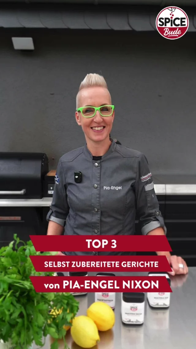 🍽️ In unserer Serie “Spicebude Top 3” verrät TV-Köchin Pia Engel Nixon, welche Gerichte sie am liebsten selbst kocht! 🌟

Erfahrt, welche Rezepte bei ihr regelmäßig auf dem Herd oder Grill landen – vielleicht entdeckt ihr ja neue Lieblingsgerichte! 🌶️

👉 Welche Gerichte kocht ihr besonders gerne? Schreibt es uns in die Kommentare! 💬

#Spicebude #TeamSpicebude #Top3 #Kochen #Foodie #Genuss #Spicebudeshorts